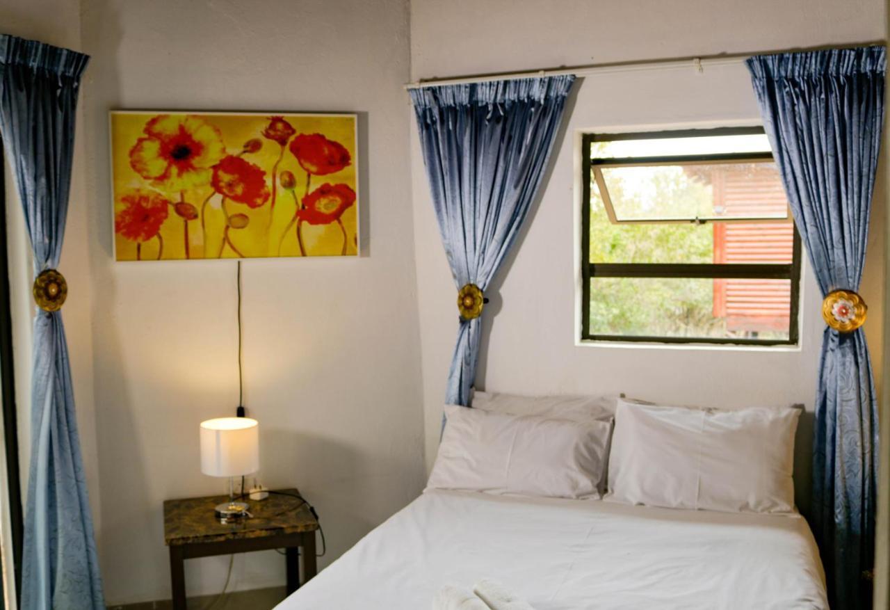 Nanisto Bush Lodge Marloth Park Zewnętrze zdjęcie
