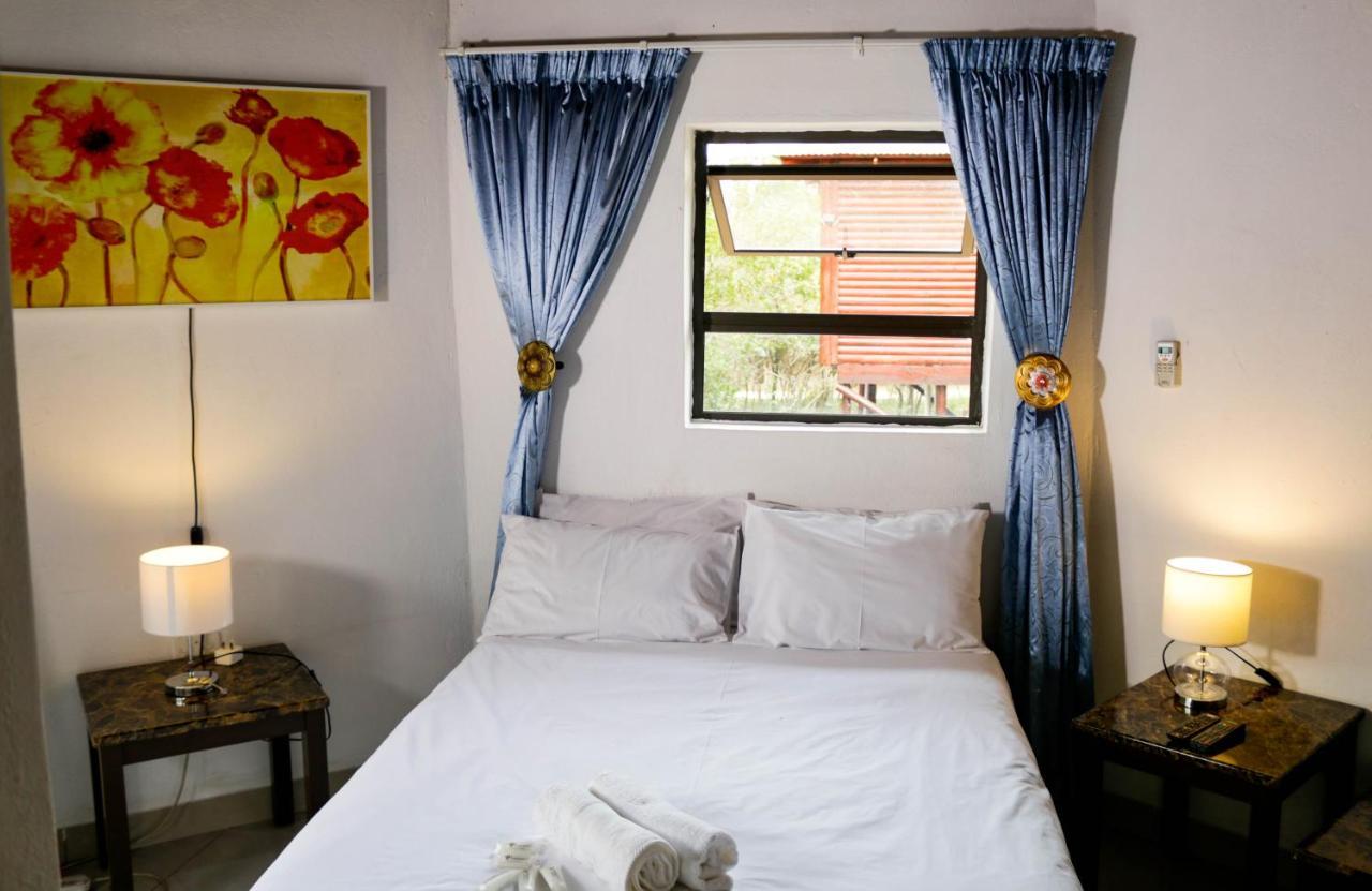 Nanisto Bush Lodge Marloth Park Zewnętrze zdjęcie