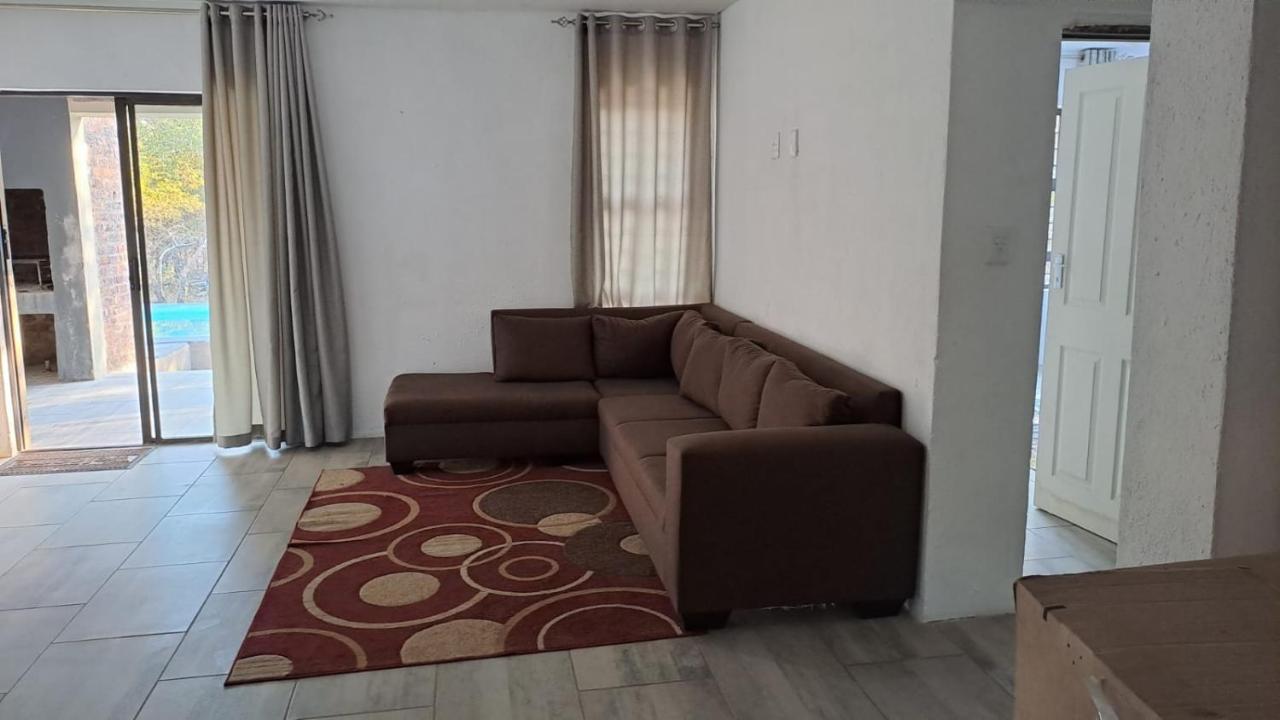 Nanisto Bush Lodge Marloth Park Zewnętrze zdjęcie